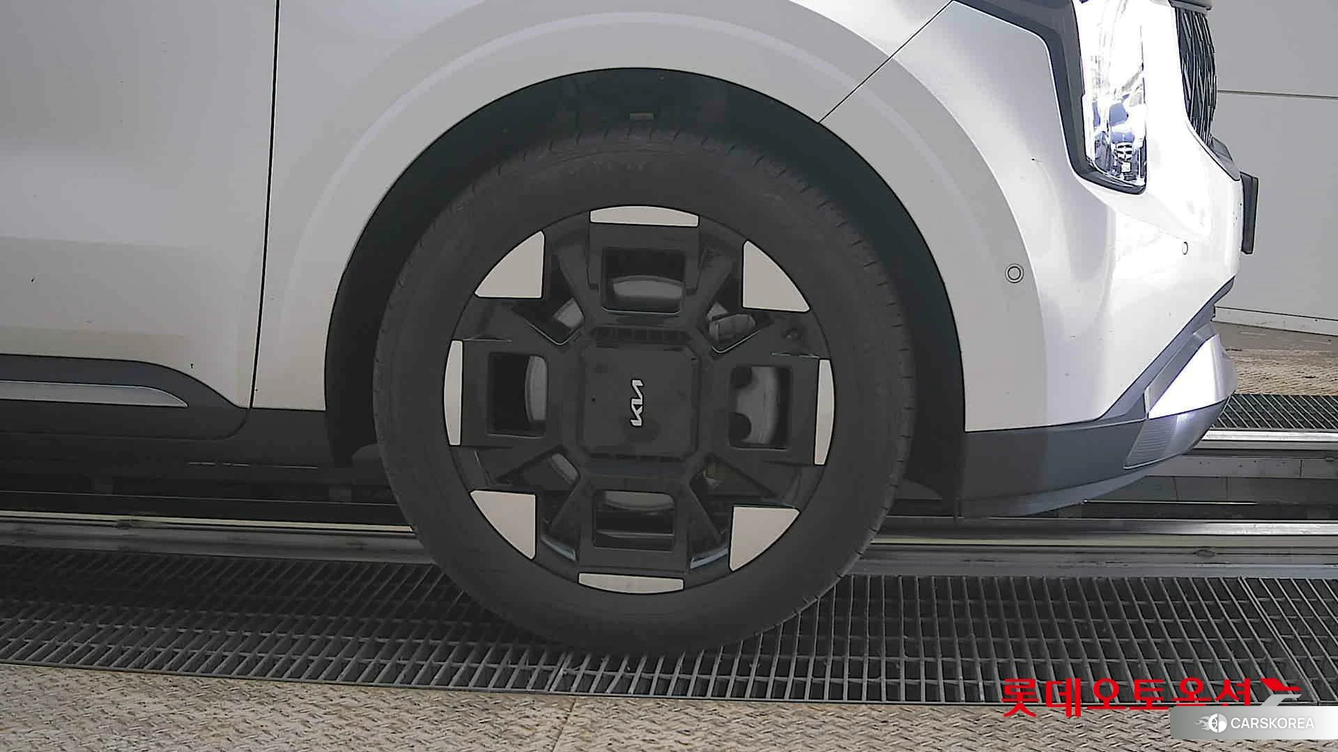 Kia Carnival Hybrid id 3888408 из Кореи 15