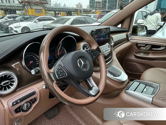 Mercedes-Benz V-class id 4263347 из Китая 15