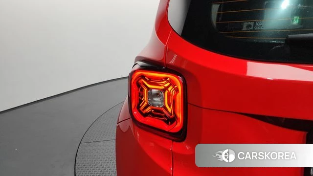 Jeep Renegade id 4429606 из Кореи 15