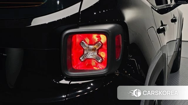 Jeep Renegade id 4457162 из Кореи 15