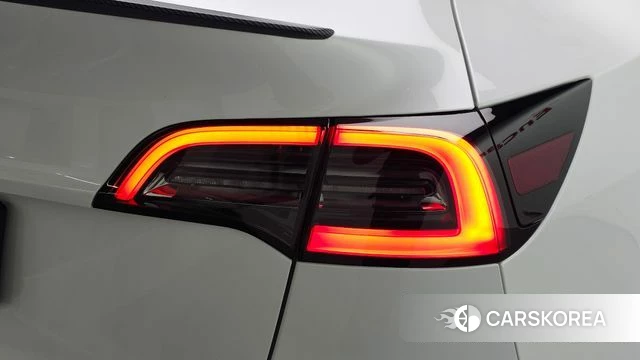 Tesla Model Y id 4783558 из Кореи 15