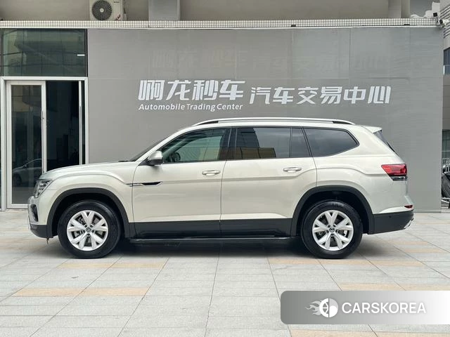 Volkswagen Tourang id 4264166 из Китая 15