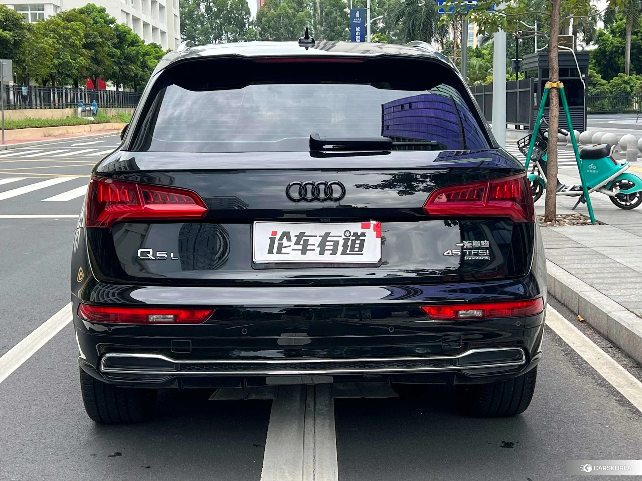 Audi Q5L id 4474001 из Китая 15