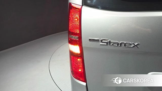 Hyundai The New Grand Starex id 4356738 из Кореи 15