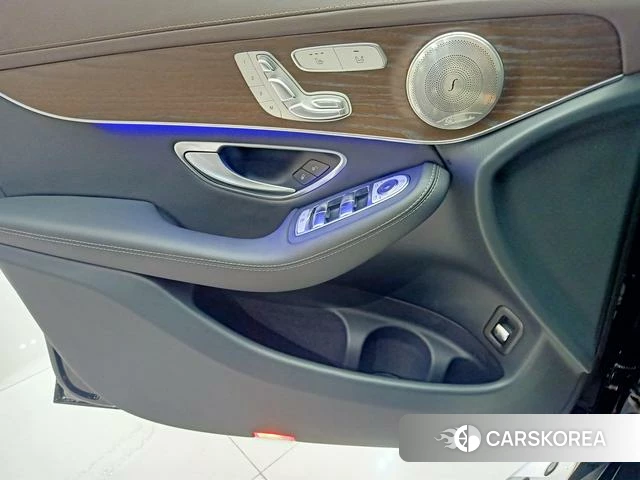 Mercedes-Benz GLC id 4358978 из Китая 15