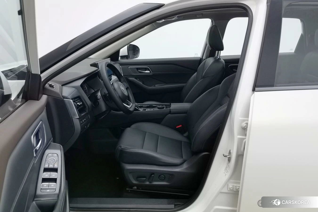 Nissan Qijun id 4473400 из Китая 15