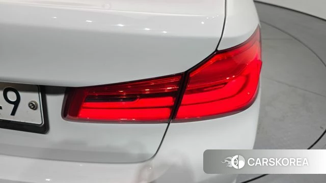 BMW 5 Series (G30) id 4633050 из Кореи 15