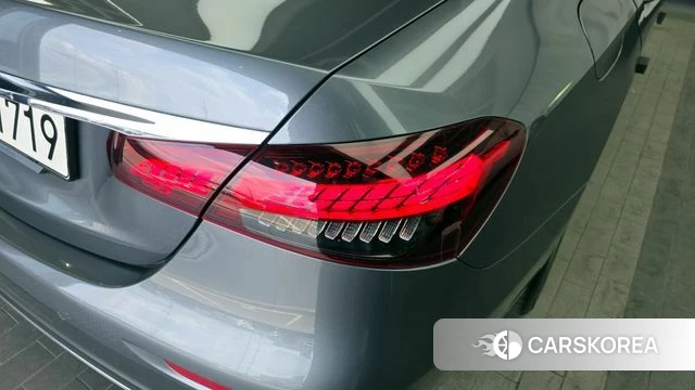 Mercedes-Benz E-Class W213 id 4231916 из Кореи 15