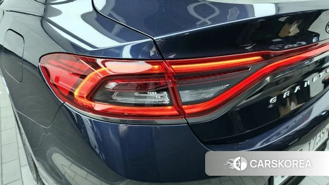 Hyundai Grandeur IG Hybrid id 4345629 из Кореи 15