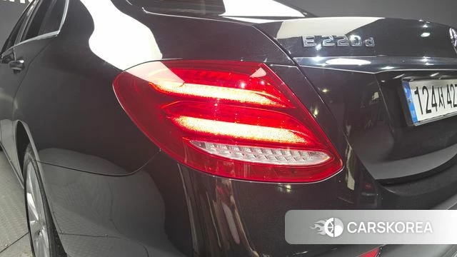 Mercedes-Benz E-Class W213 id 4755066 из Кореи 15