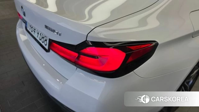 BMW 5 Series (G30) id 4293747 из Кореи 15