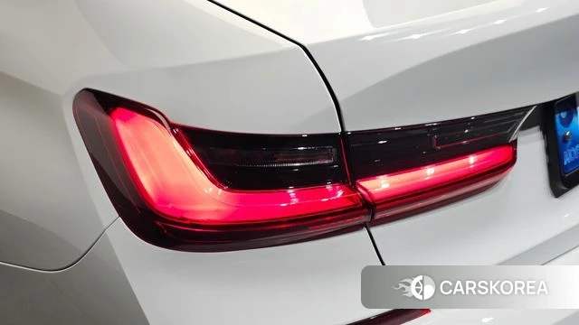 BMW 3 Series (G20) id 4624867 из Кореи 15