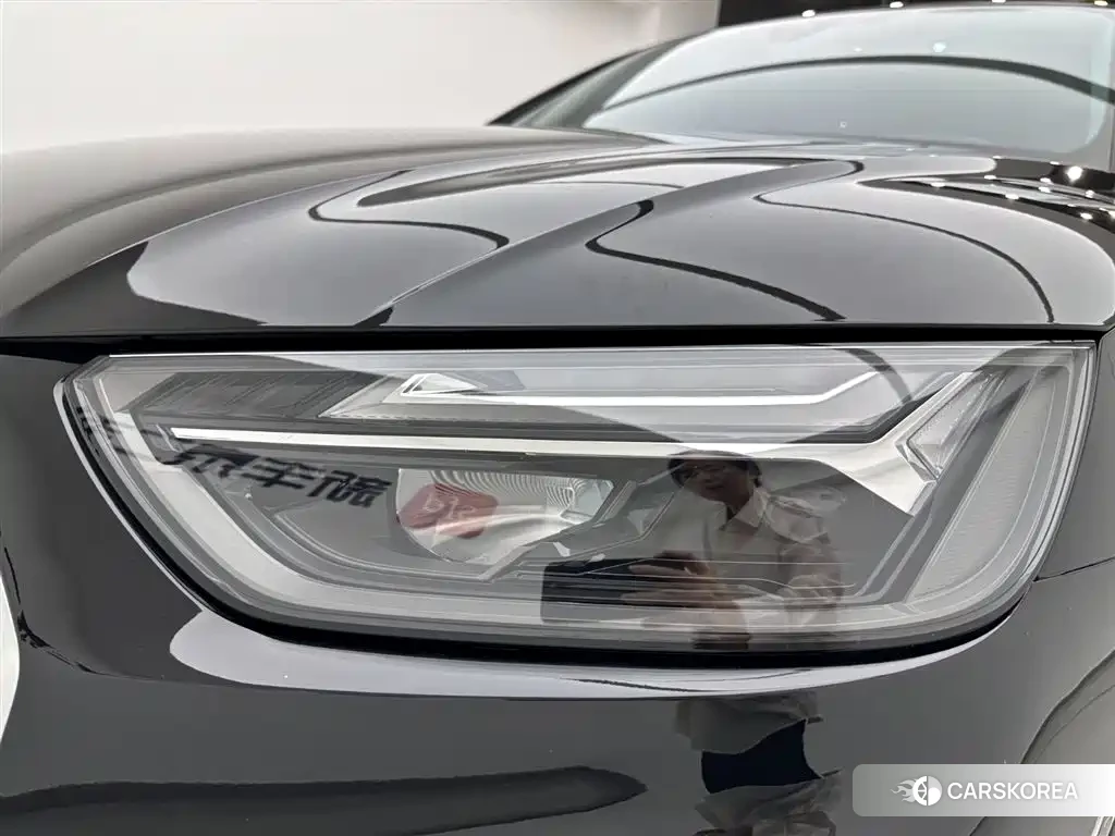 Audi Q5L id 4577416 из Китая 15