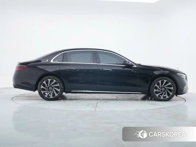 Mercedes-Benz E-class id 4275302 из Китая 15