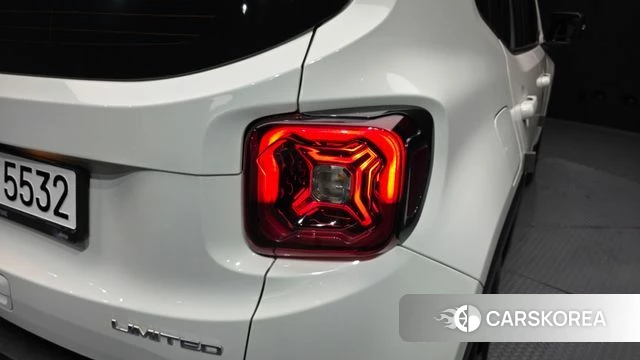 Jeep Renegade id 4186060 из Кореи 15