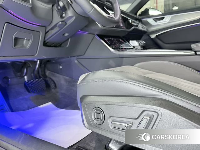 Audi A6L id 4259274 из Китая 15