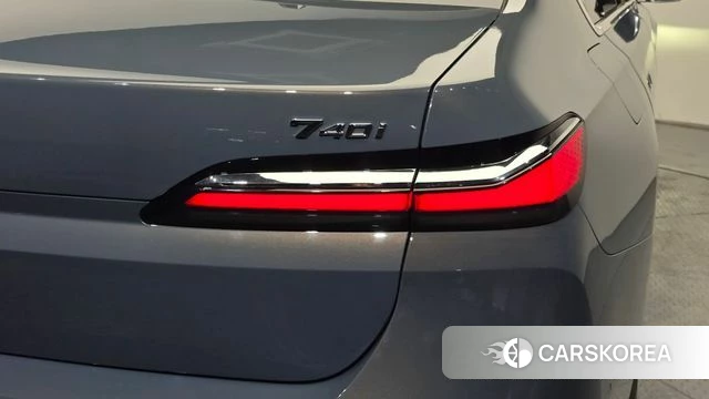 BMW 7 Series (G70) id 4585217 из Кореи 14