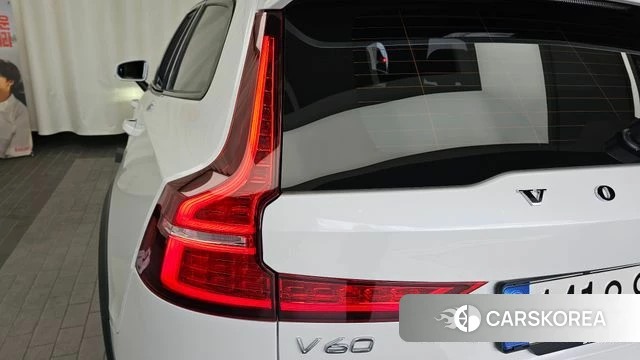 Volvo V60 Cross-Country 2nd Generation id 4624049 из Кореи 15
