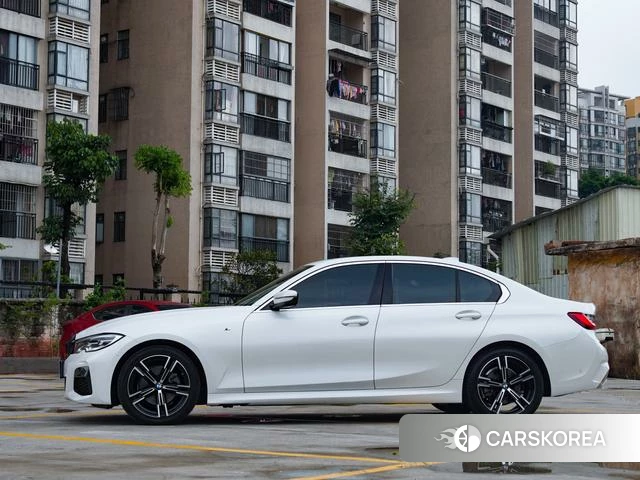 BMW 3 series id 3888967 из Китая 15