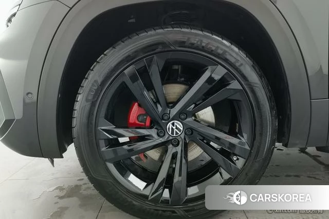 Volkswagen Tourang id 4276214 из Китая 15