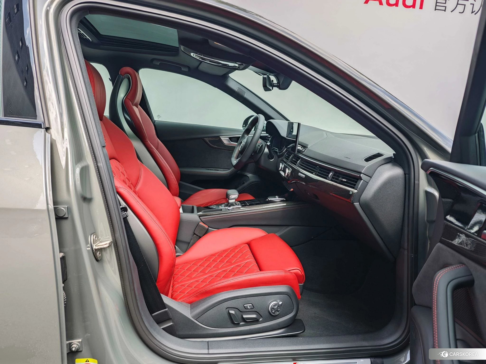 Audi S4 id 4454364 из Китая 15