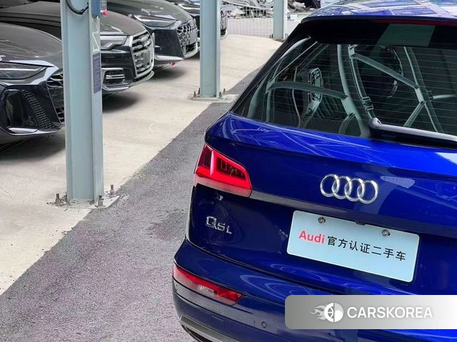 Audi Q5L id 4213822 из Китая 15