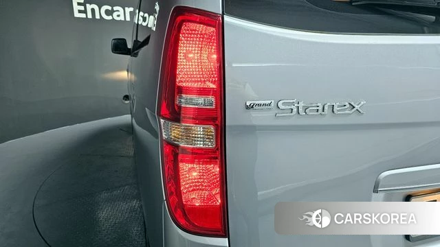 Hyundai The New Grand Starex id 4345459 из Кореи 15