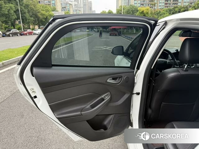 Ford Fox id 4213456 из Китая 15