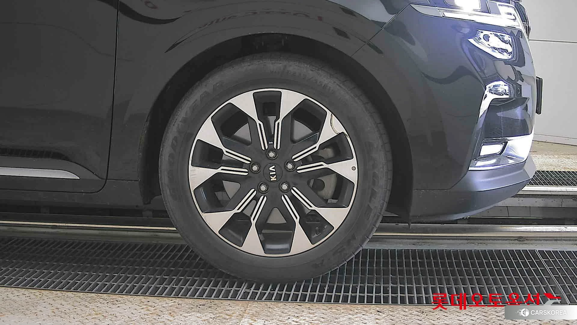 Kia Carnival id 4289625 из Кореи 15