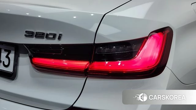BMW 3 Series (G20) id 4641844 из Кореи 15