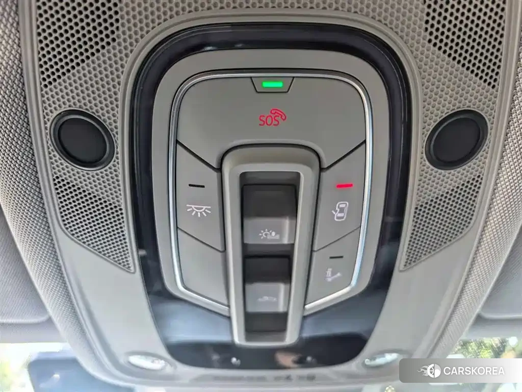 Audi A7L id 4570354 из Китая 15