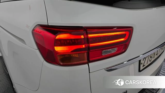 Kia The New Carnival id 4937290 из Кореи 15