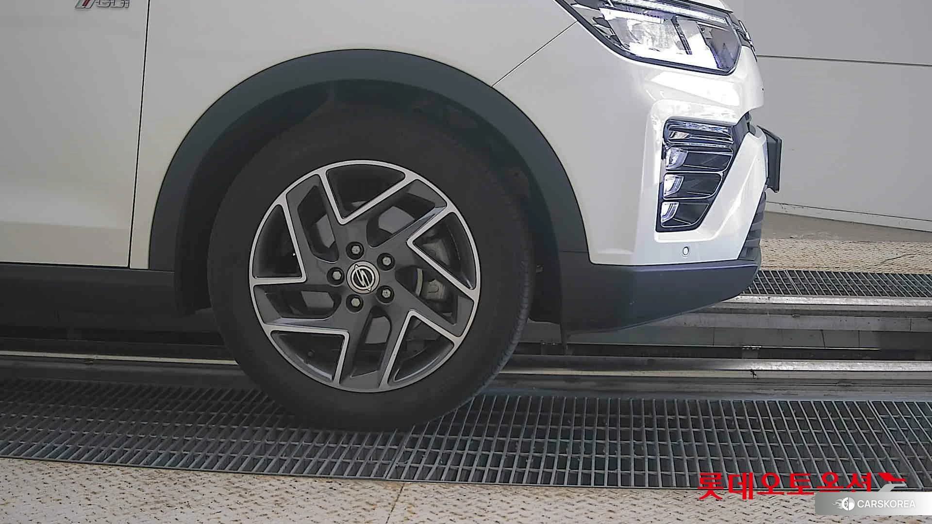 SsangYong Tivoli id 4902605 из Кореи 15
