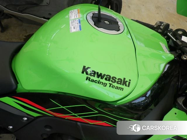 Kawasaki ZX-10R NINJA ABS id 4192702 из Японии 15