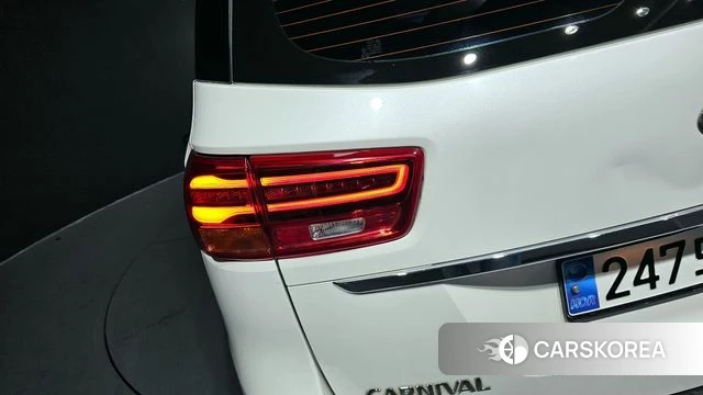 Kia The New Carnival id 4615278 из Кореи 15