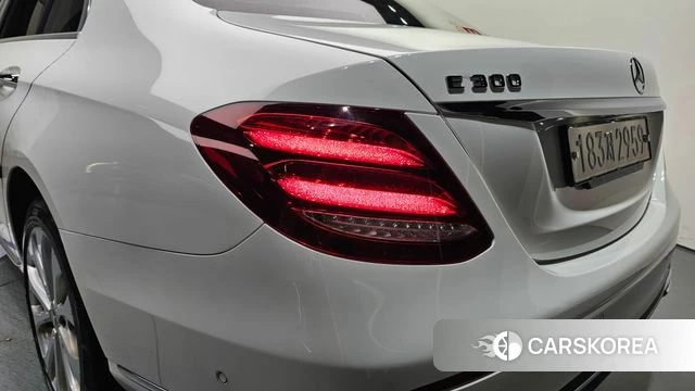 Mercedes-Benz E-Class W213 id 4780406 из Кореи 15