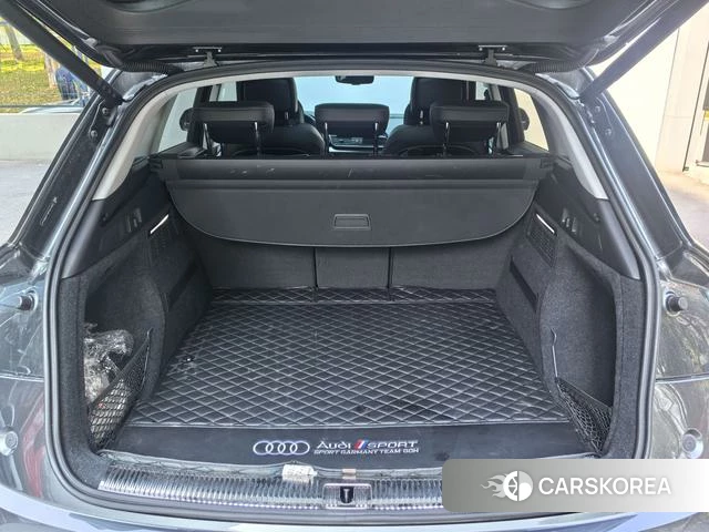 Audi Q5L id 4307311 из Китая 15
