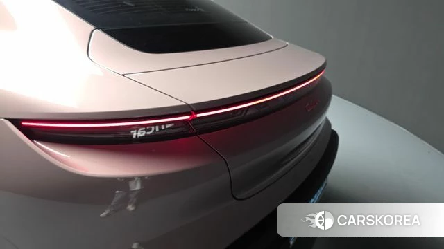 Porsche Taycan id 4427325 из Кореи 15