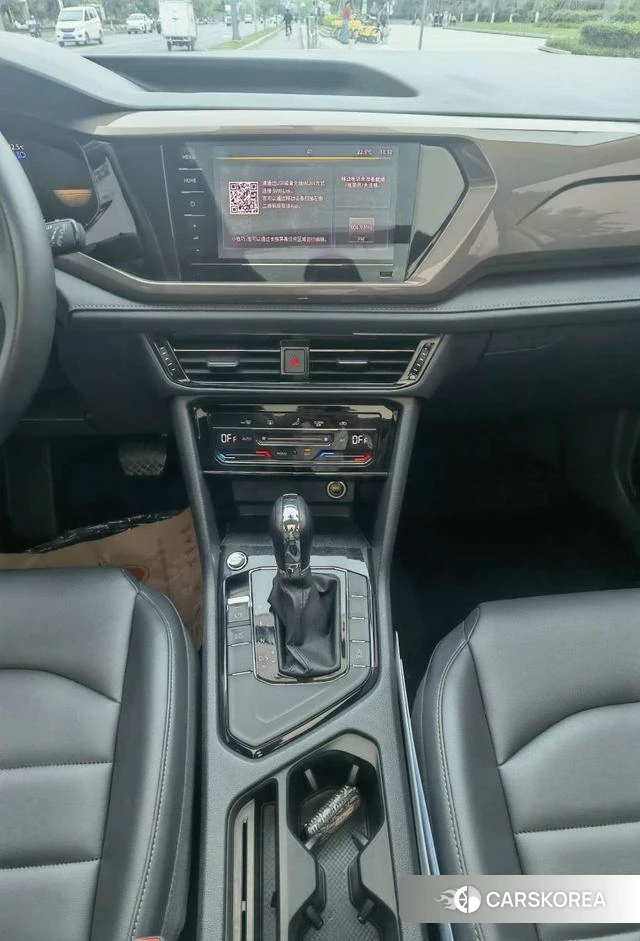Volkswagen Tuyue id 4278134 из Китая 15
