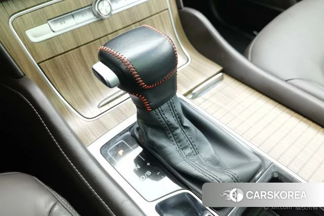 Roewe RX8 id 4254357 из Китая 15