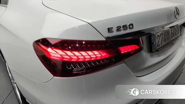 Mercedes-Benz E-Class W213 id 4292399 из Кореи 15