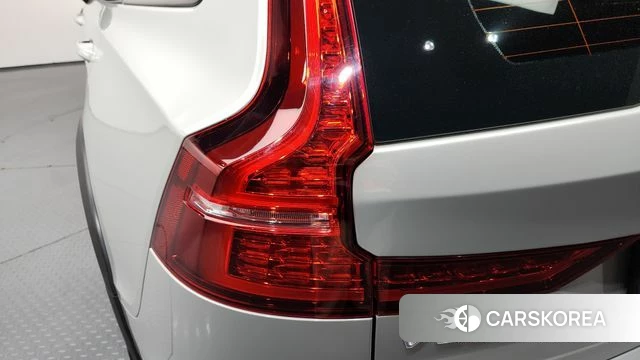 Volvo V60 Cross-Country 2nd Generation id 4324379 из Кореи 15