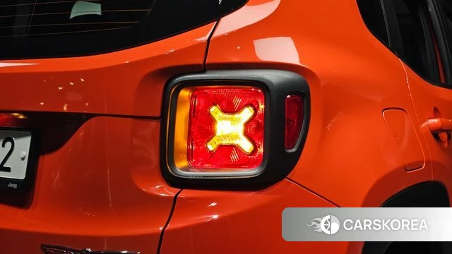 Jeep Renegade id 4755279 из Кореи 15
