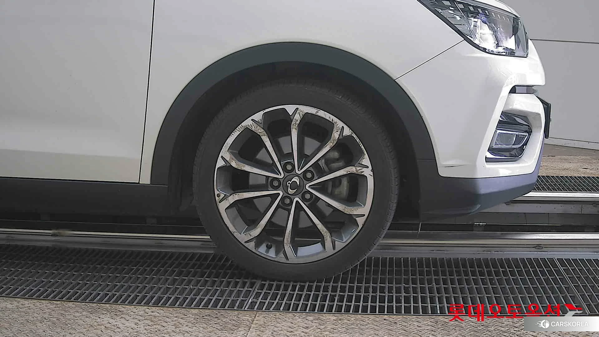 SsangYong Tivoli id 3869459 из Кореи 15