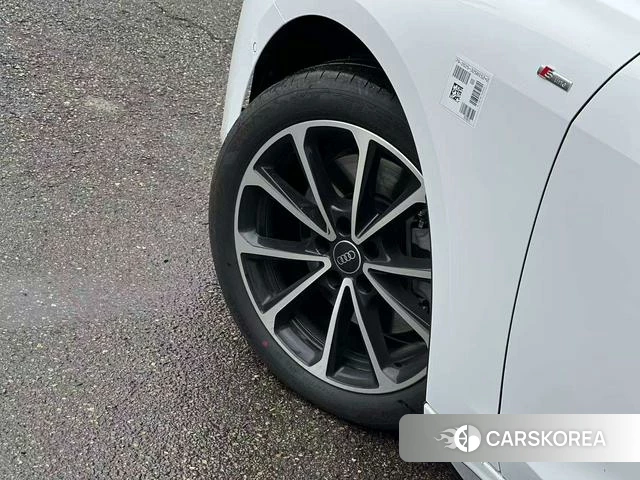 Audi A5L id 4278602 из Китая 15