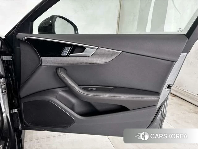 Audi A4L id 4298370 из Китая 15