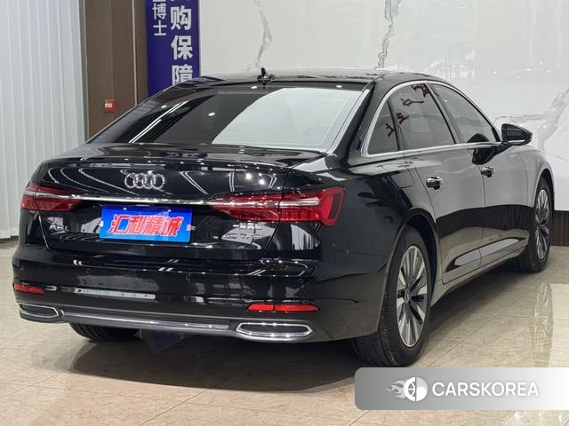 Audi A6L id 4333876 из Китая 15