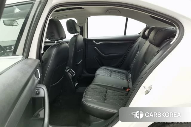 Skoda Octavia id 4254318 из Китая 15