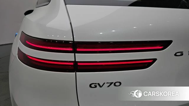 Genesis GV70 id 4283627 из Кореи 15
