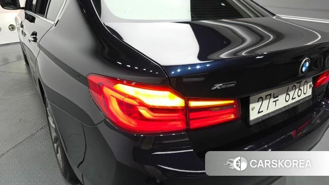 BMW 5 Series (G30) id 4543662 из Кореи 15